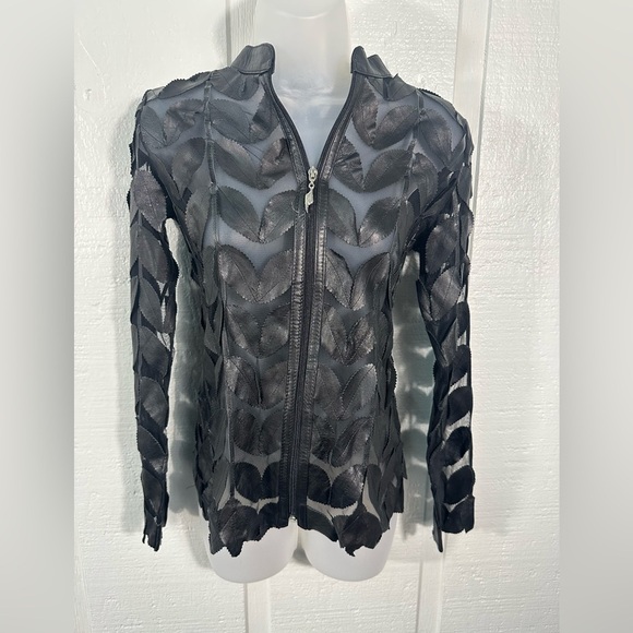Belgin Francis Jackets & Blazers - Belgin Francis Black Leather Classic Leaf Jacket Size Small EUC